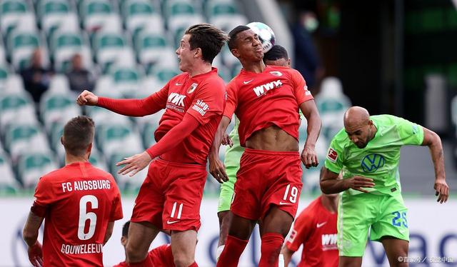 包含沃尔夫斯堡上演逆转，告别颓势的词条