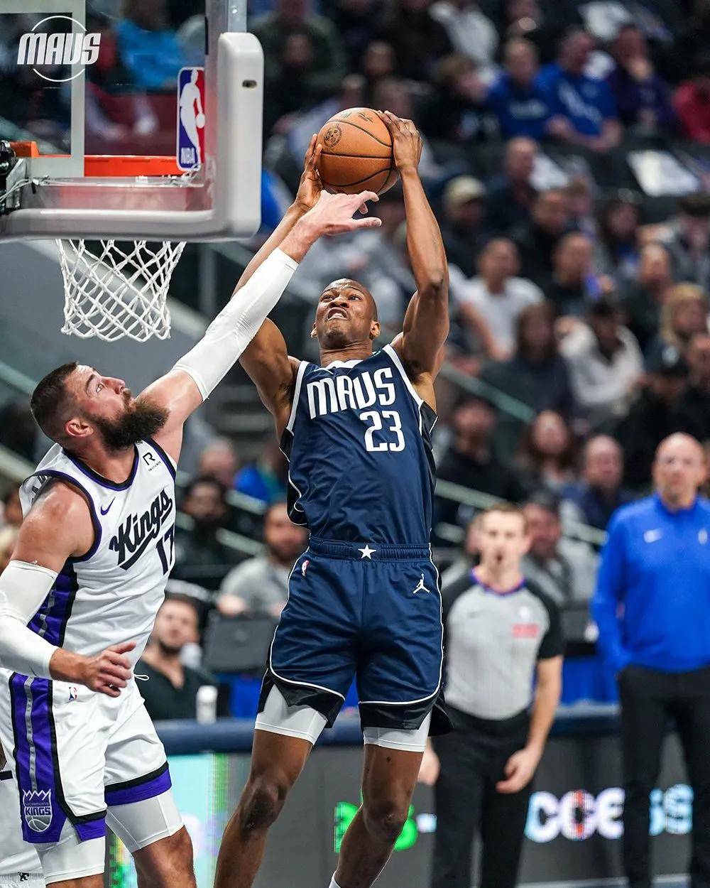 包含独行侠复出首战，黄蜂状态火爆，威少成为焦点！的词条