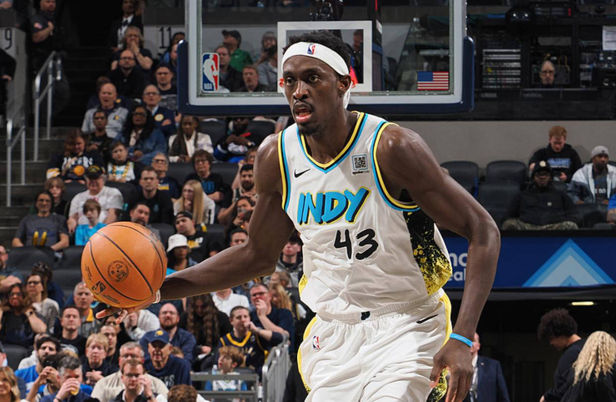  西亚卡姆回归赛场，挺进下一轮首场状态亮眼，美国队观众沸腾！