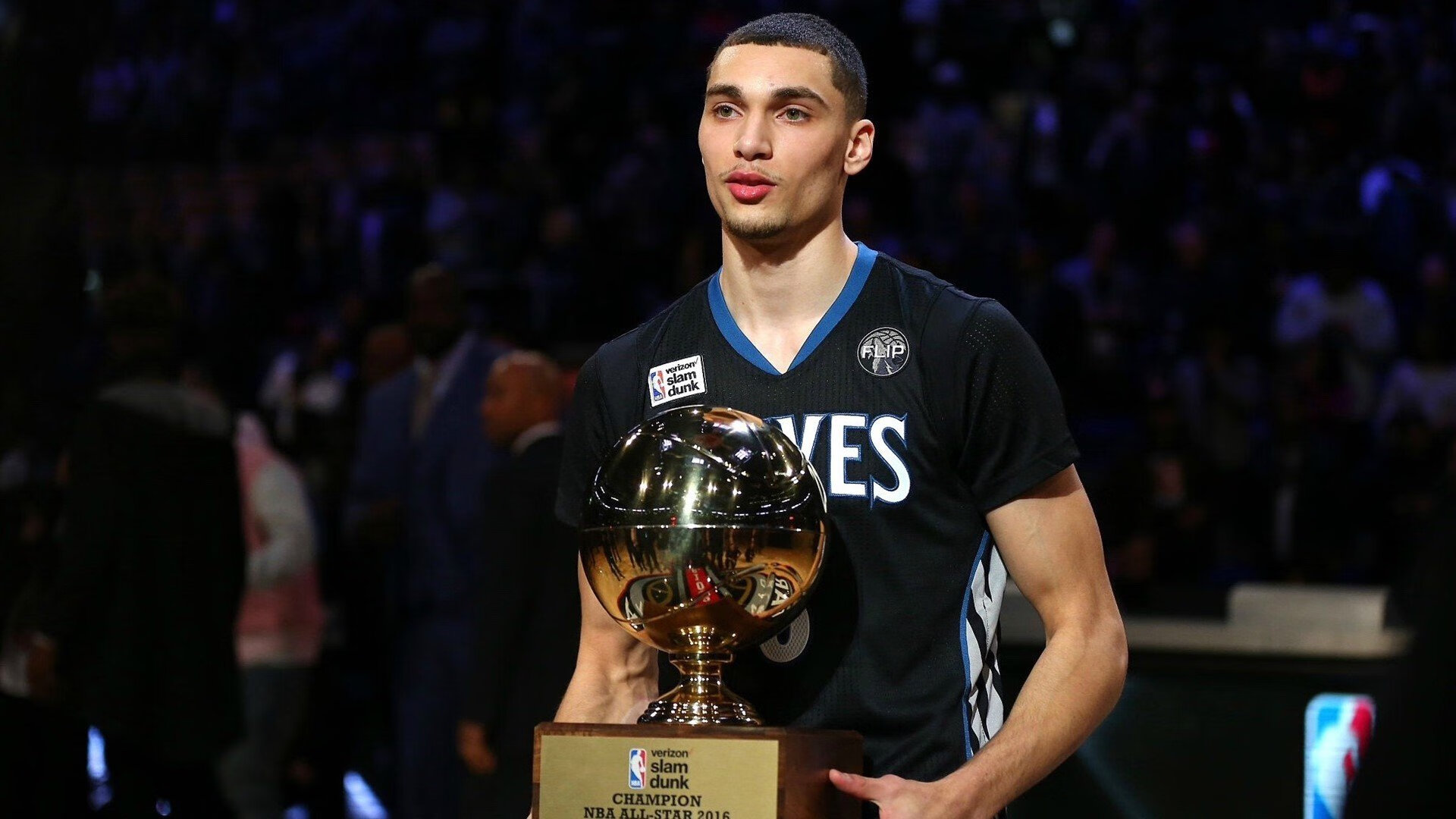 排球赛场焦点！巴西队对阵日本队，激战正酣，豪门对决再度上演